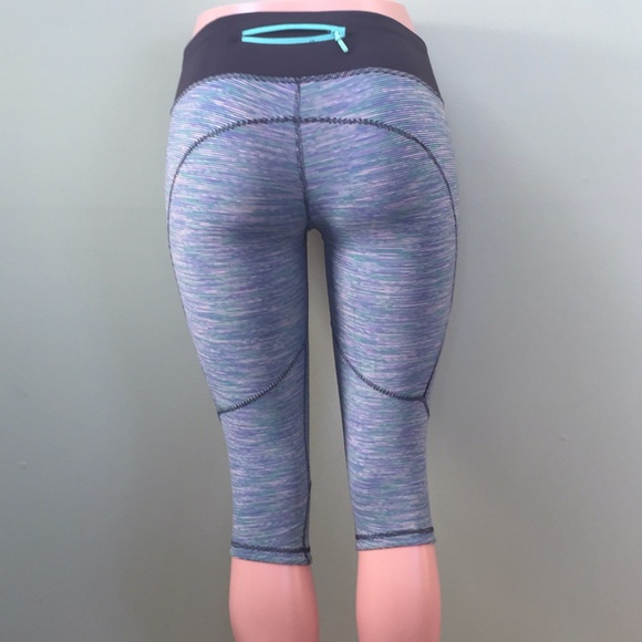 Lululemon crop Leggings - Picture 4 of 8